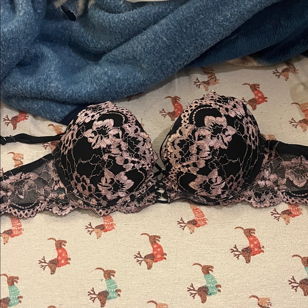 La SENZA Black and Pink Lace Bra